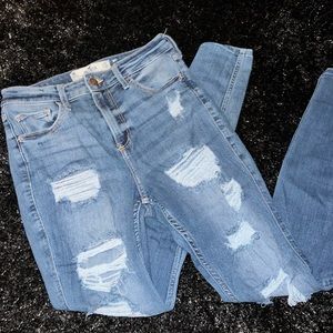 Hollister high rise ripped skinny jeans